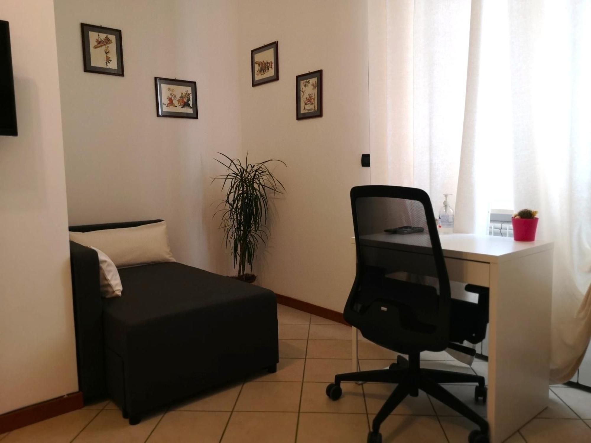 Holiday Apartment - Brescia Centro - Parcheggio Privato Exterior photo